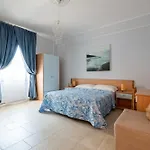 Riva 4* 비에스테