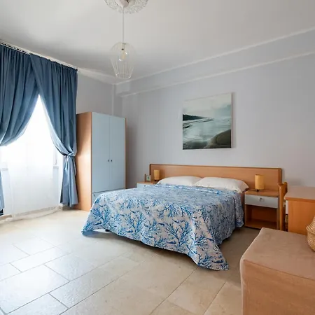 Riva 4* Vieste